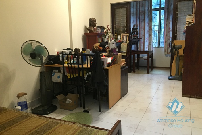 Four bedrooms house for rent in Doi Can street, Ba Dinh district, Ha Noi